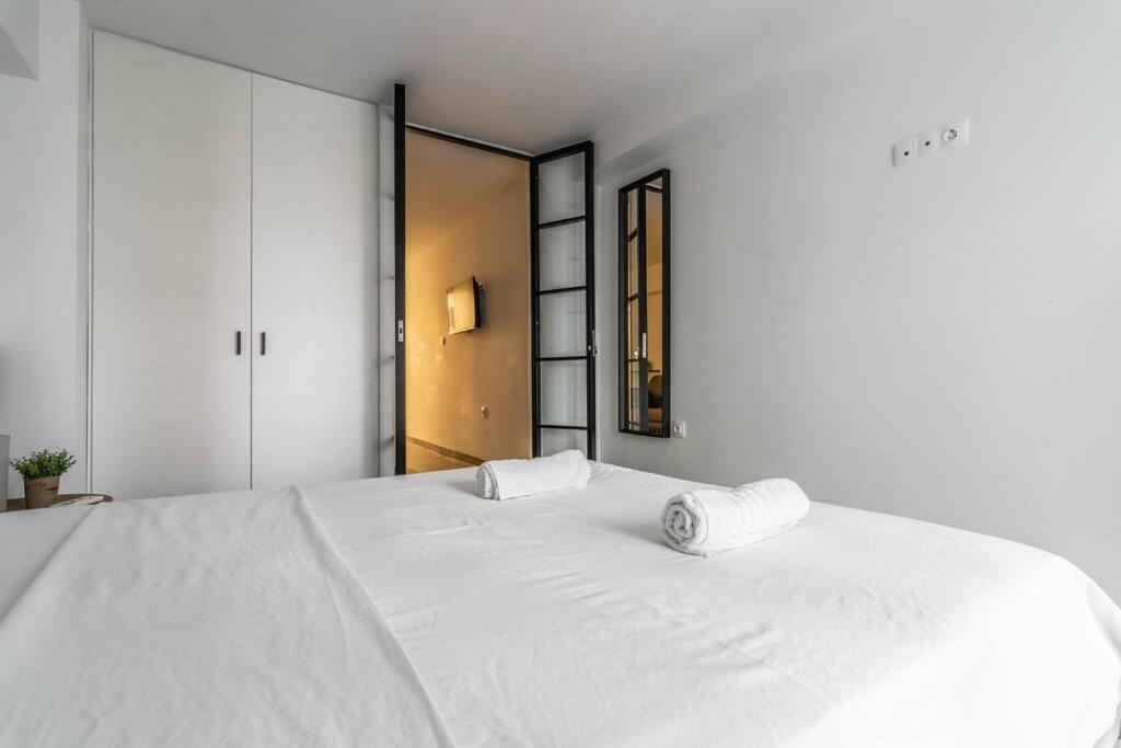 City Stroll Apartment Athens Ngoại thất bức ảnh