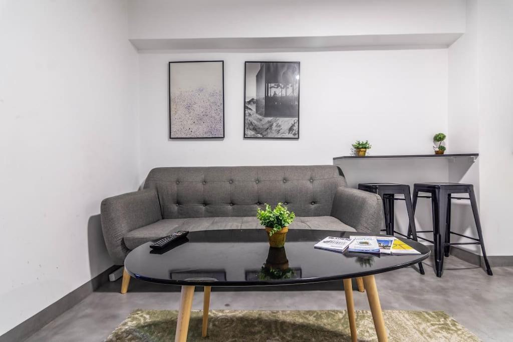 City Stroll Apartment Athens Ngoại thất bức ảnh