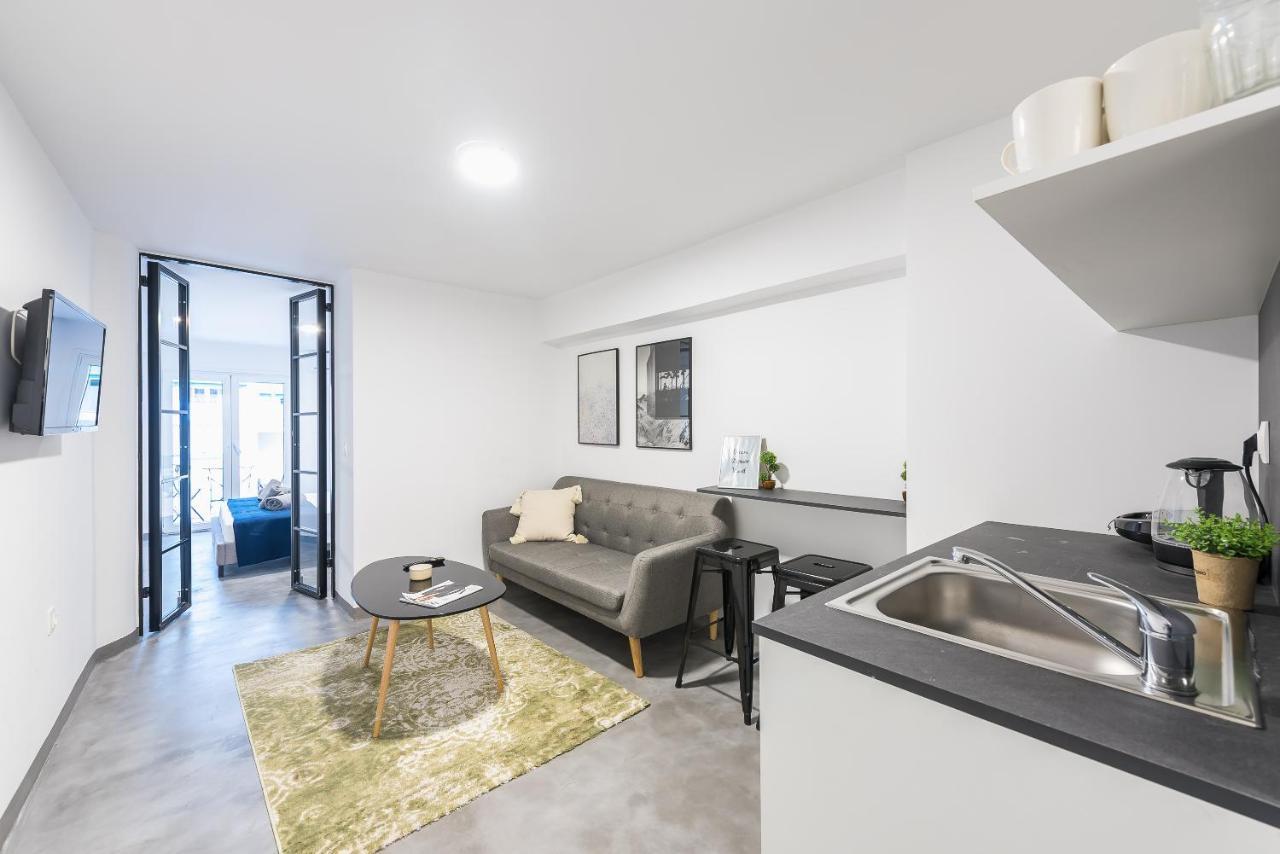 City Stroll Apartment Athens Ngoại thất bức ảnh