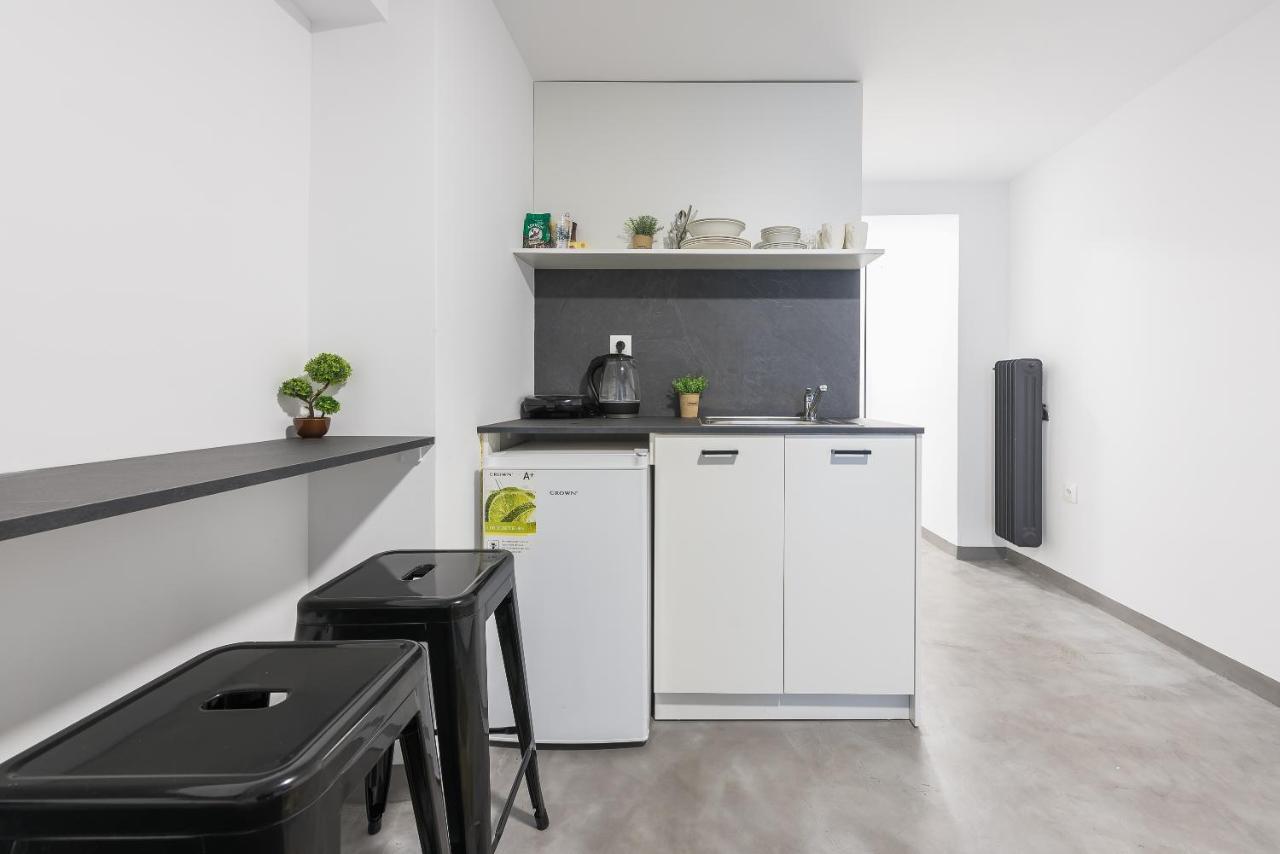 City Stroll Apartment Athens Ngoại thất bức ảnh