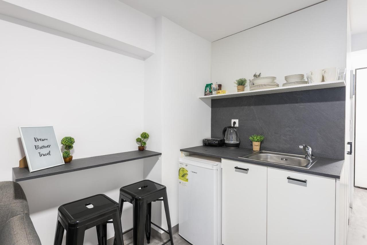 City Stroll Apartment Athens Ngoại thất bức ảnh