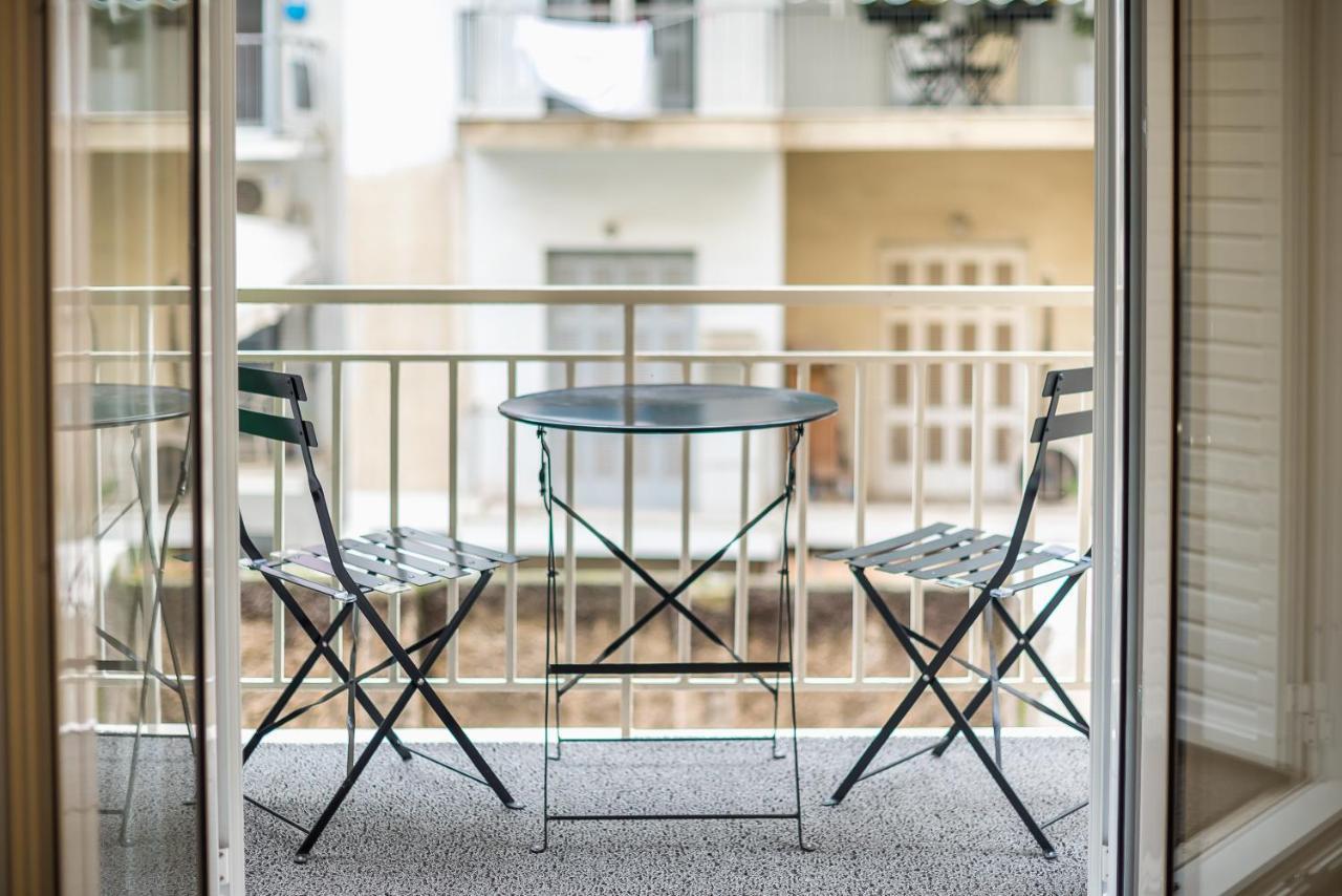 City Stroll Apartment Athens Ngoại thất bức ảnh
