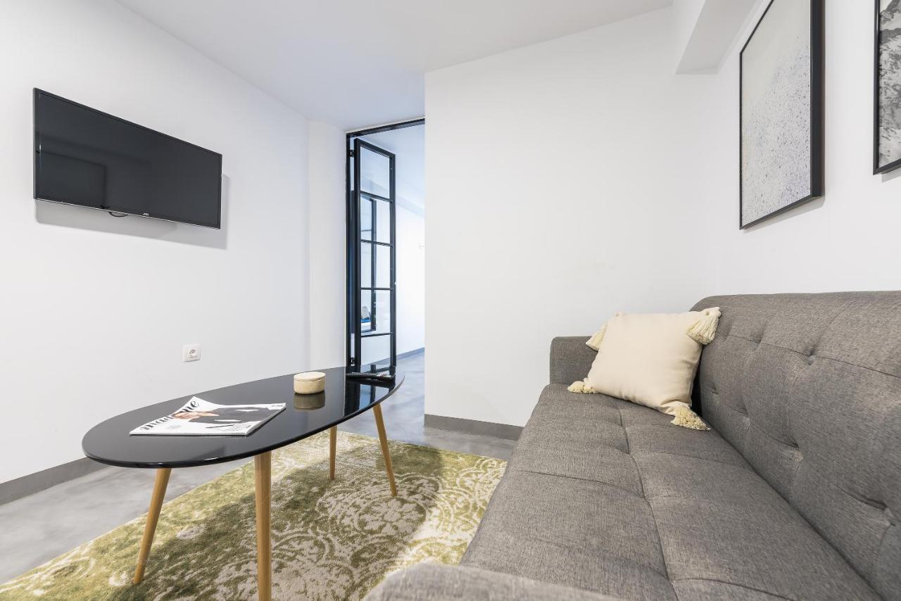 City Stroll Apartment Athens Ngoại thất bức ảnh